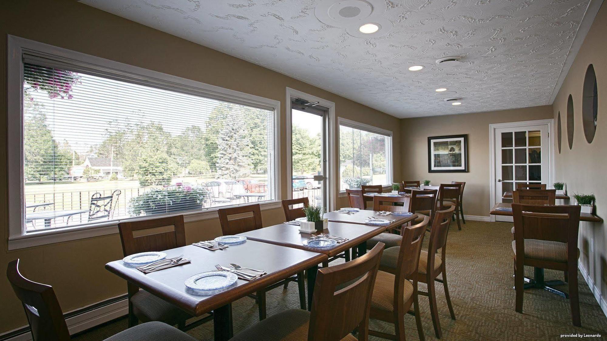 Aurora Inn Kingston 外观 照片